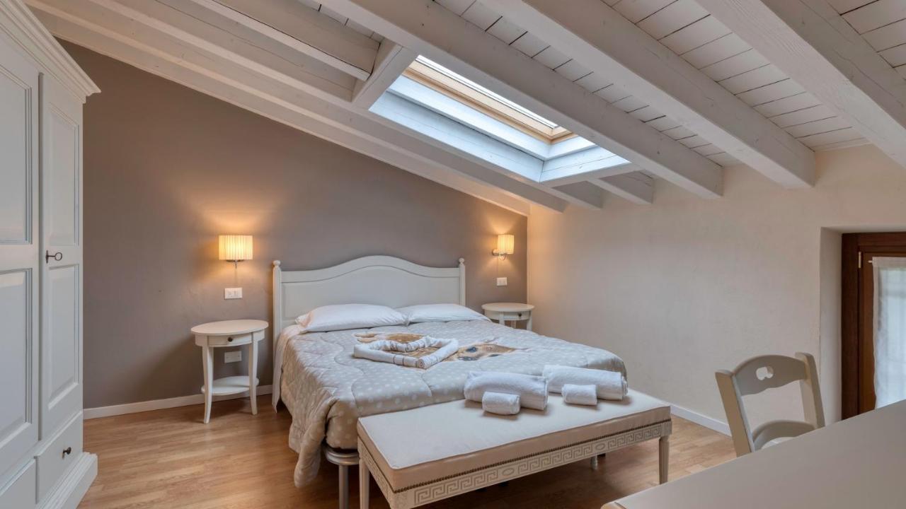 Bed and Breakfast Cascina Volta Брешия Экстерьер фото