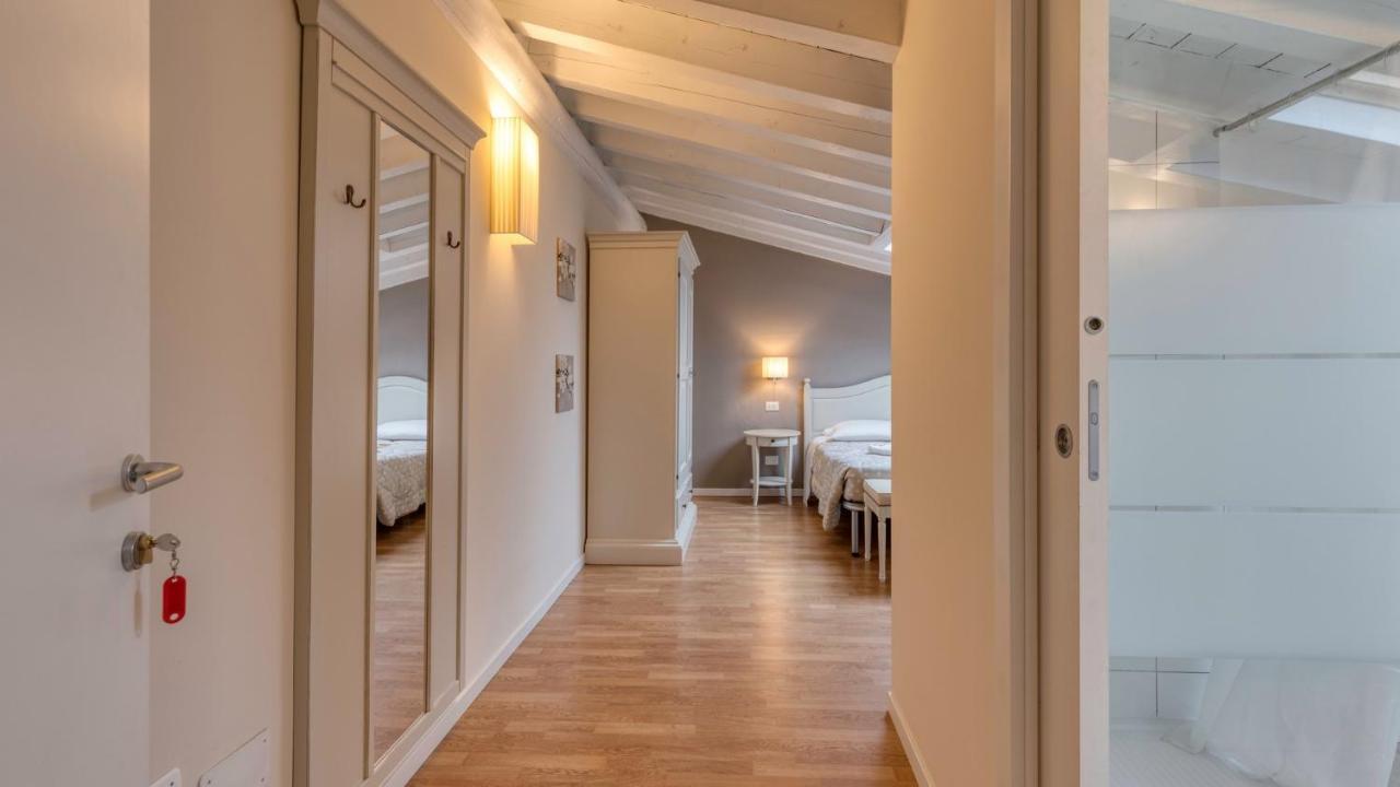 Bed and Breakfast Cascina Volta Брешия Экстерьер фото