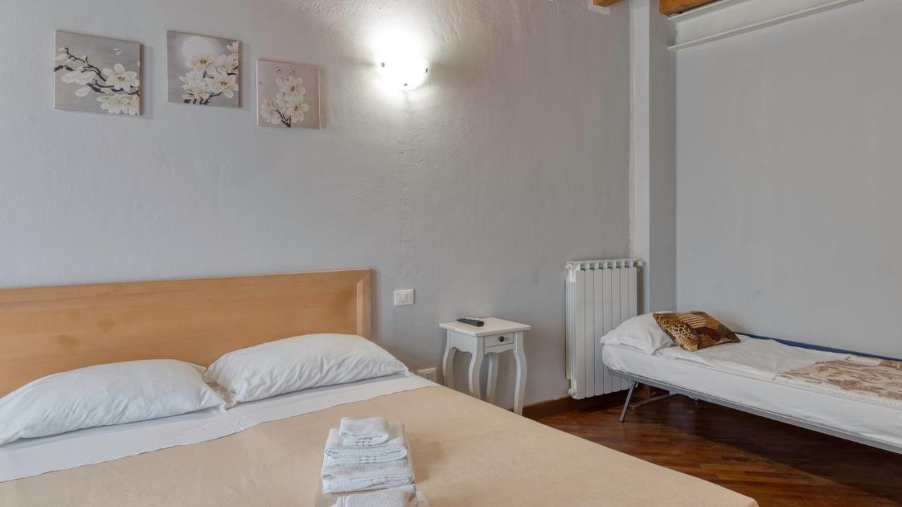 Bed and Breakfast Cascina Volta Брешия Экстерьер фото