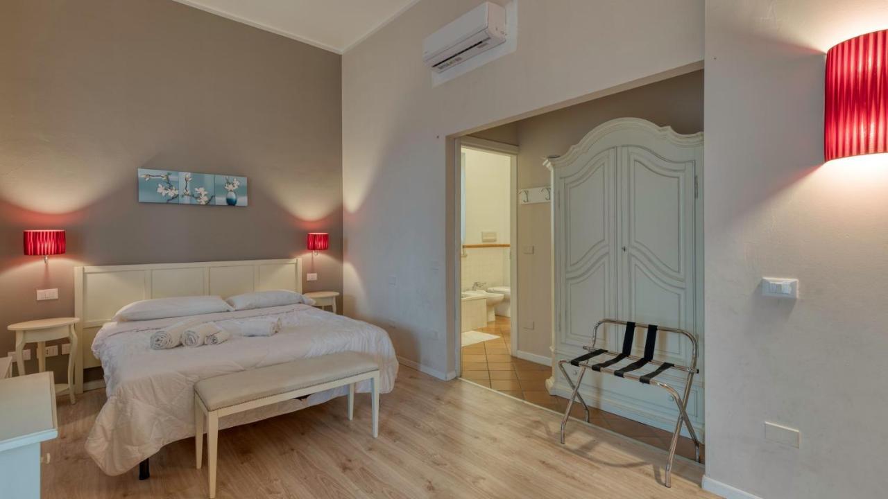 Bed and Breakfast Cascina Volta Брешия Экстерьер фото