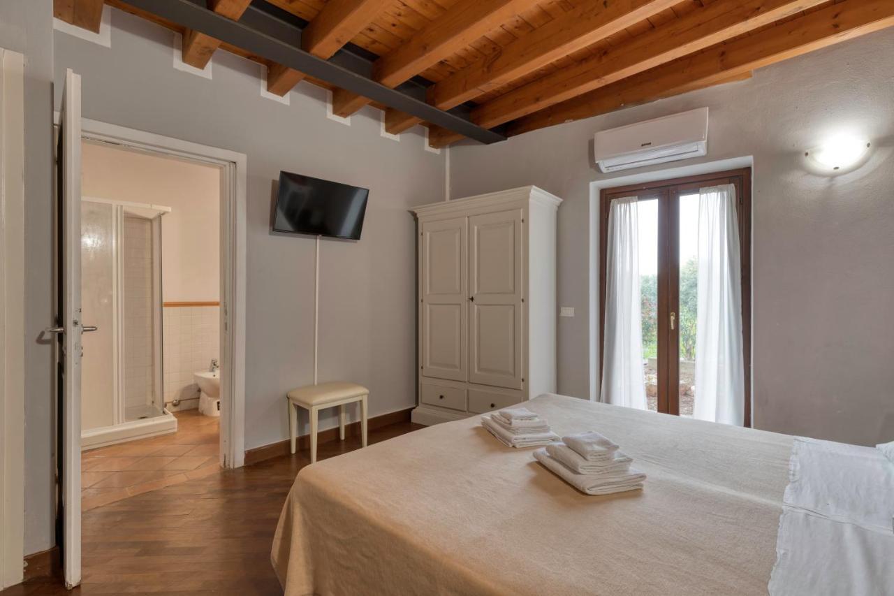 Bed and Breakfast Cascina Volta Брешия Экстерьер фото